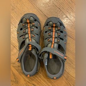 Boys size 2 Merrell water shoes